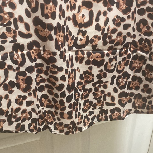 NWOT Animal print blouse - Picture 7 of 7